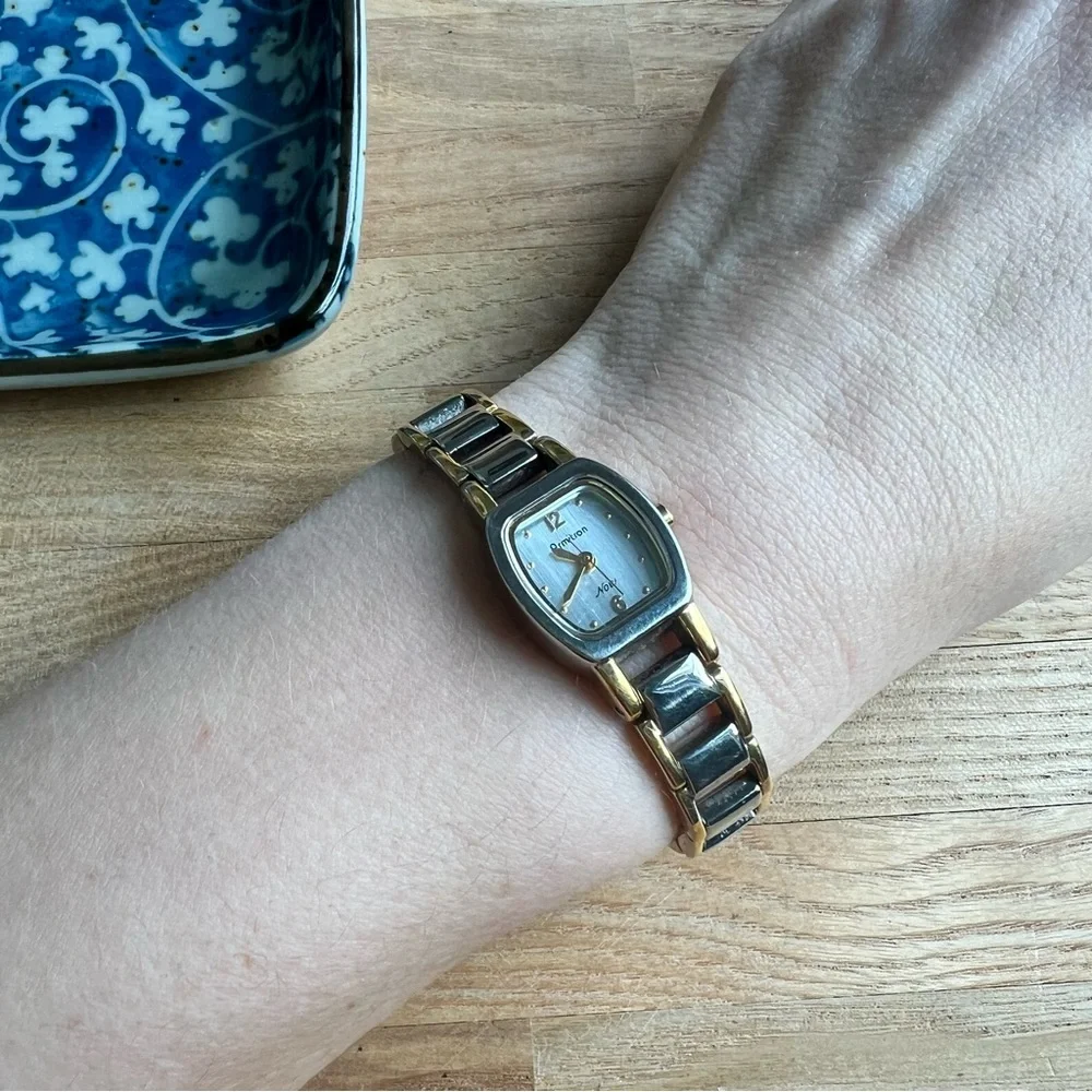 Armitron now ladies two tone dainty dress watch NEW BATTERY